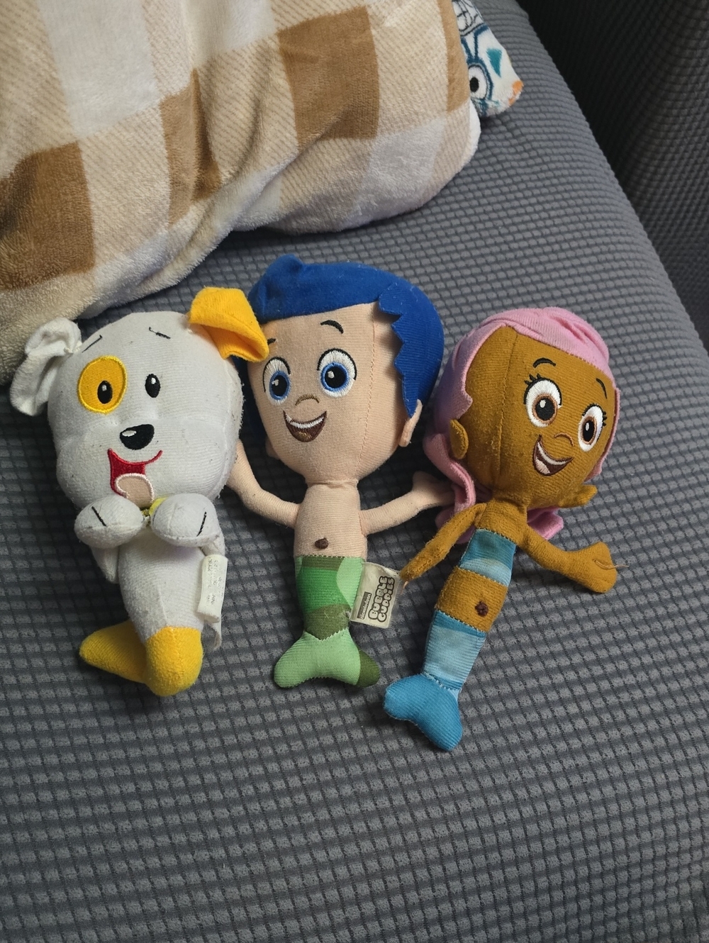 Bubble Guppies Plush Set